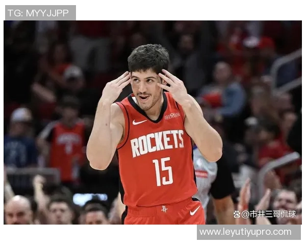 火箭训练营第4日精彩瞬间KD与谢泼德击掌卡佩拉与亚当斯温馨相拥 火箭训练营第4日精彩瞬间KD与谢泼德击掌卡佩拉与亚当斯温馨相拥